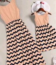 Load image into Gallery viewer, Mother Daughter Vest Dresses Mommy and Me Clothes Family Matching Outfits Look Mom Mum Mama and Daughter Summer Dress Clothing